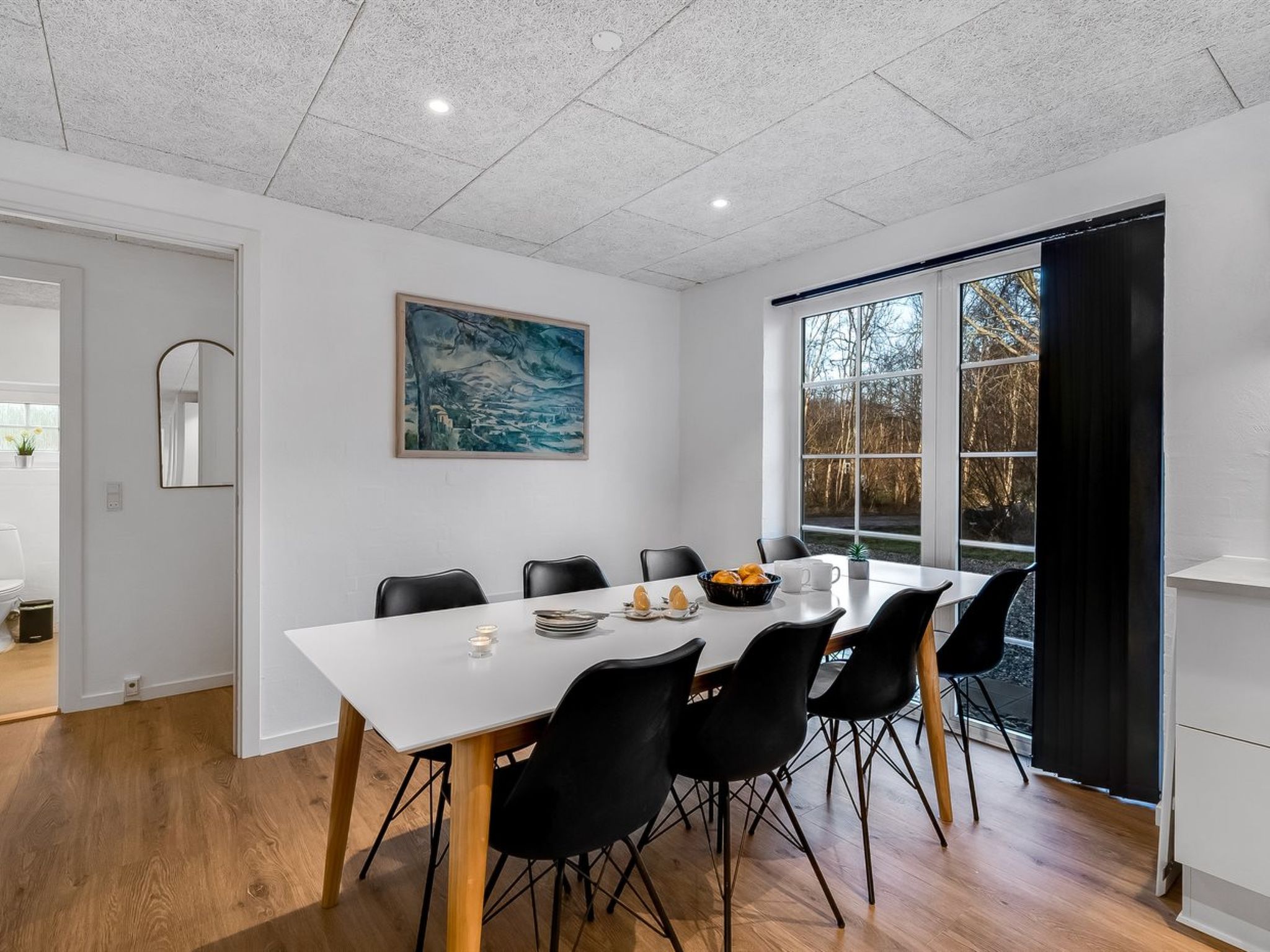 "Thana" - 1.4km from the sea - Binnen