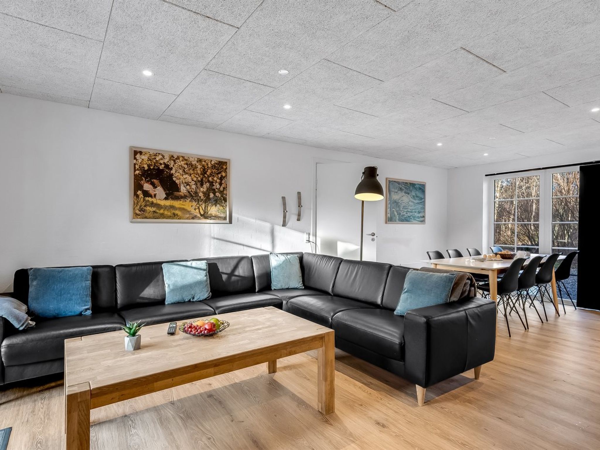 "Thana" - 1.4km from the sea - Binnen
