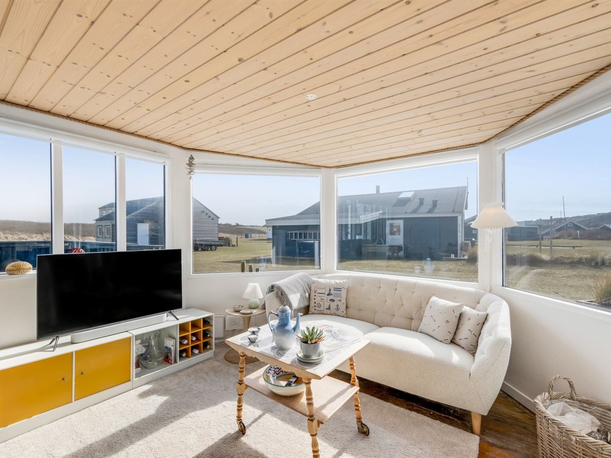 "Jorie" - 100m from the sea
