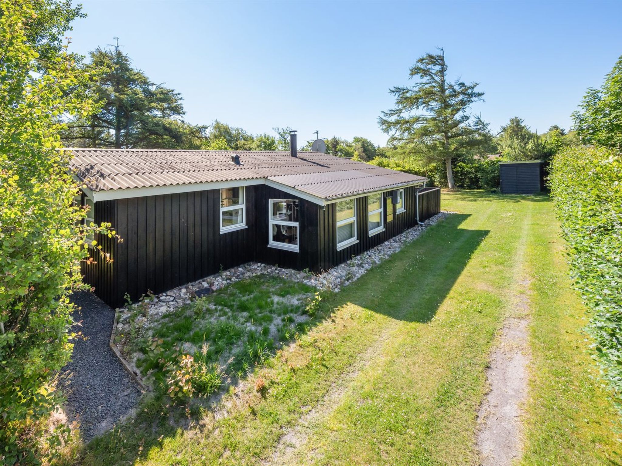 "Raisa" - 200m to the fjord-Buiten