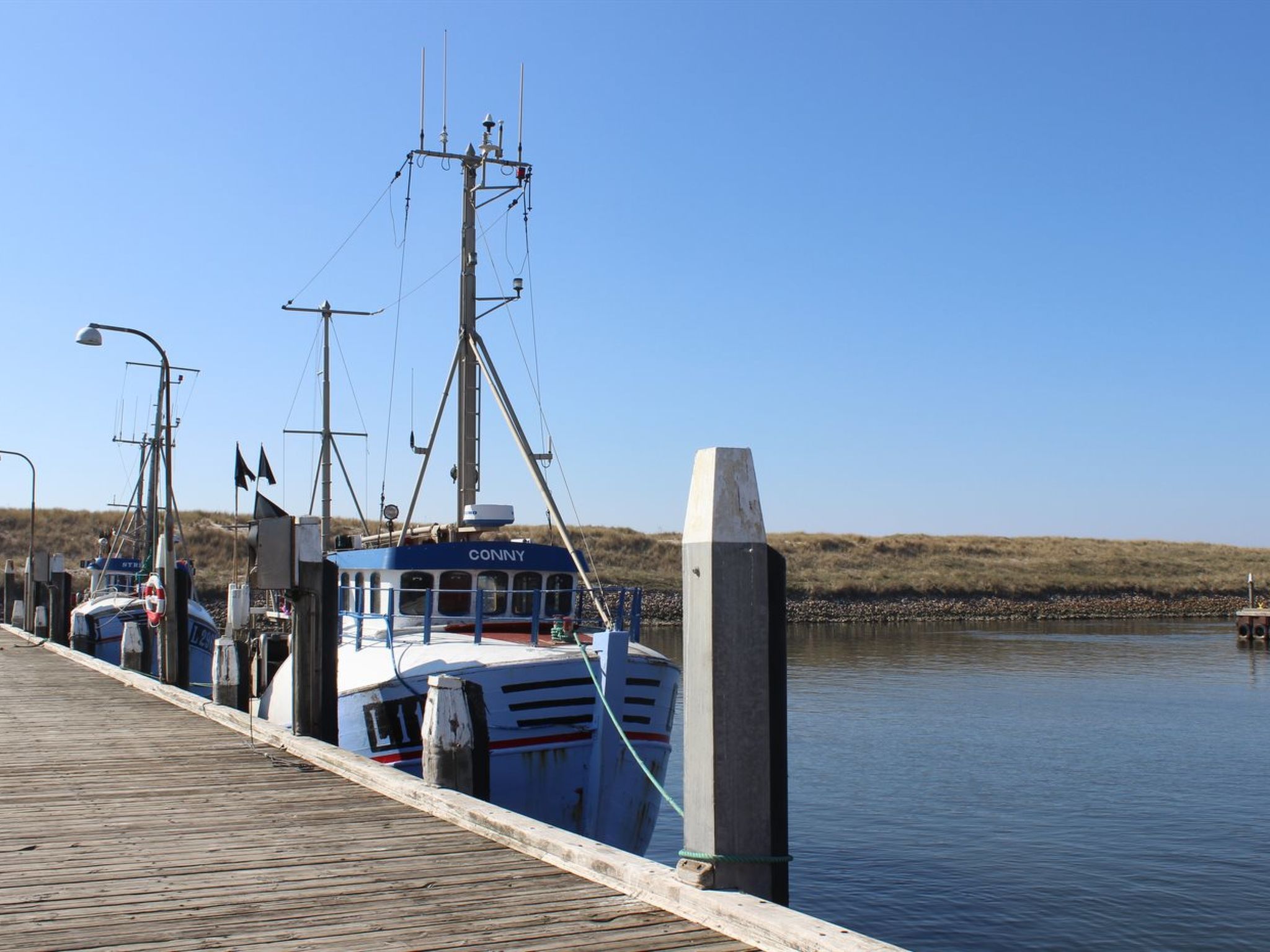 "Raisa" - 200m to the fjord - Buiten