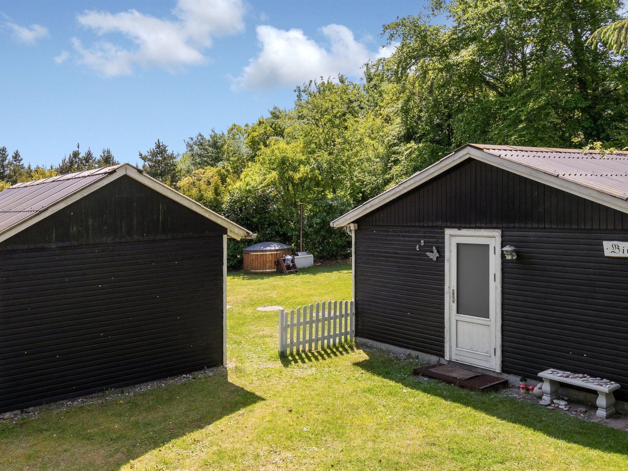 "Ulrike" - 600m to the fjord - Buiten