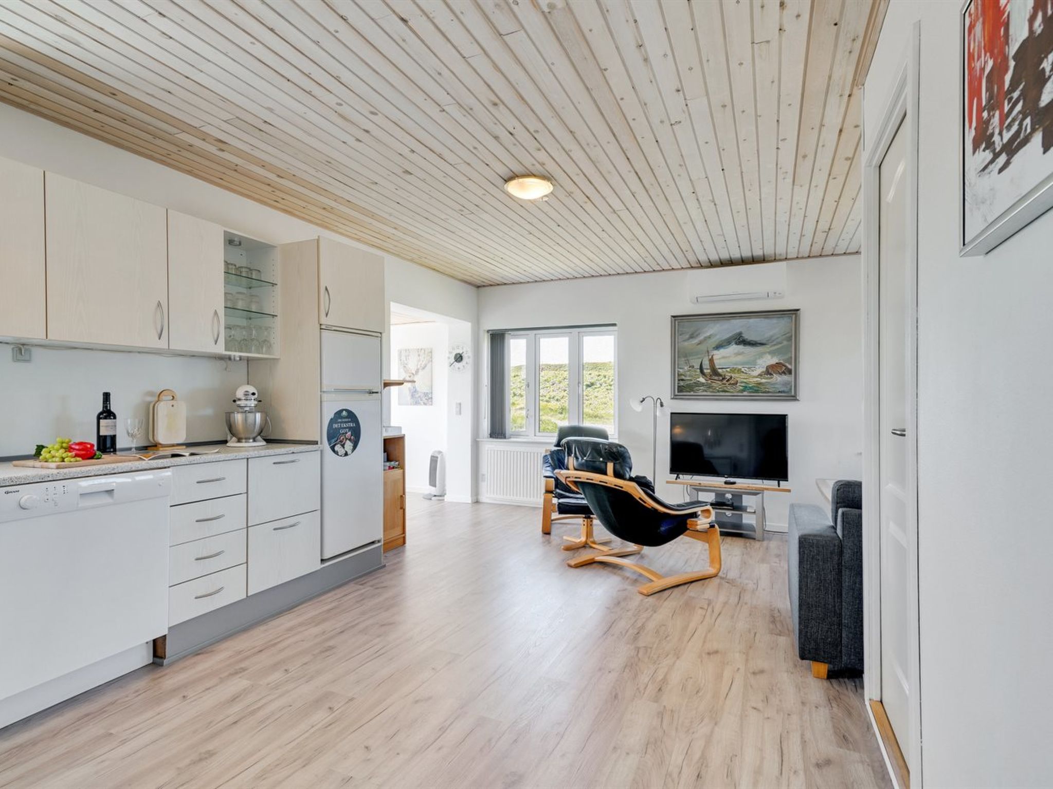 "Ludwik" - 150m from the sea - Binnen