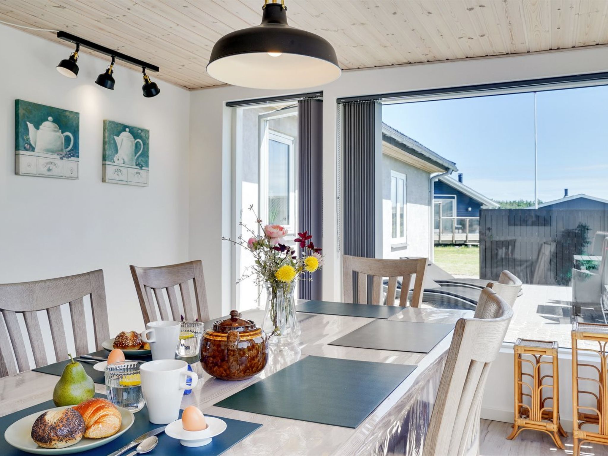 "Ludwik" - 150m from the sea - Binnen
