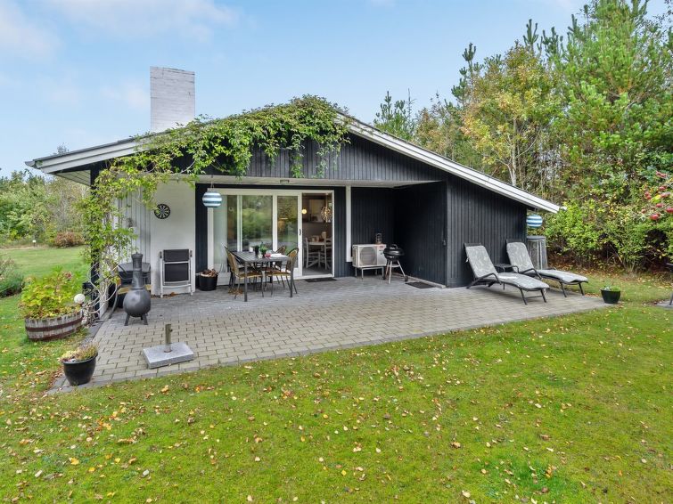 Search and Stay destination Ulfborg, Denmark from . "Joan" - 200m to the inlet in Western Jutland
