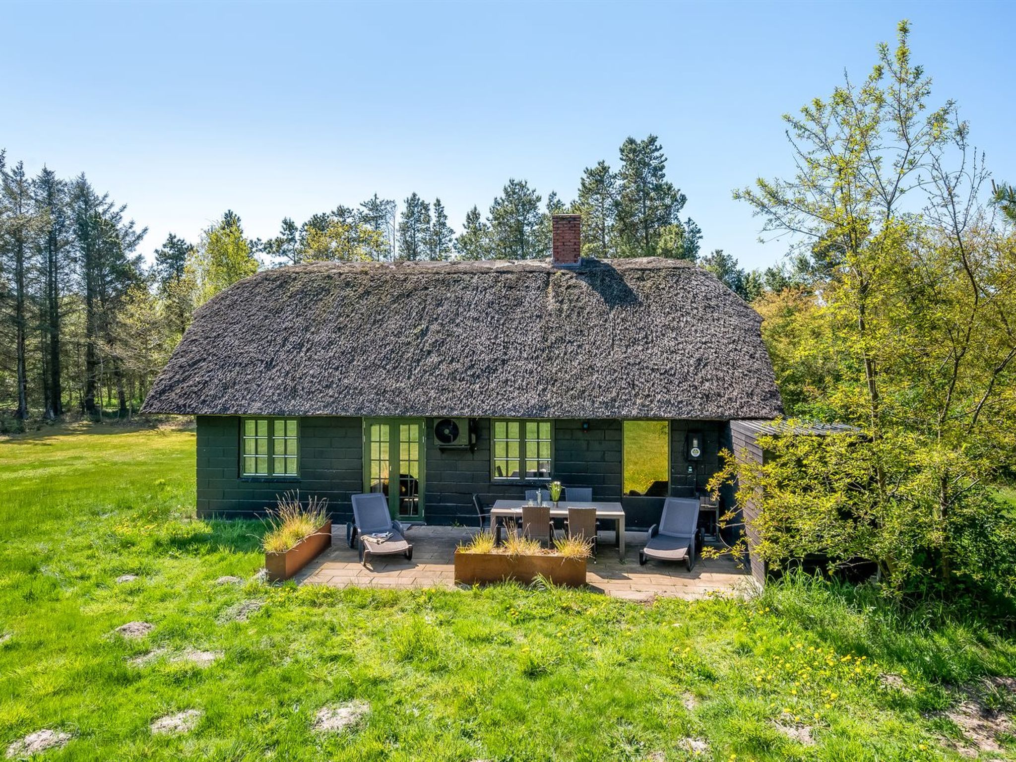 "Matilda" - 1.6km from the sea - Buiten