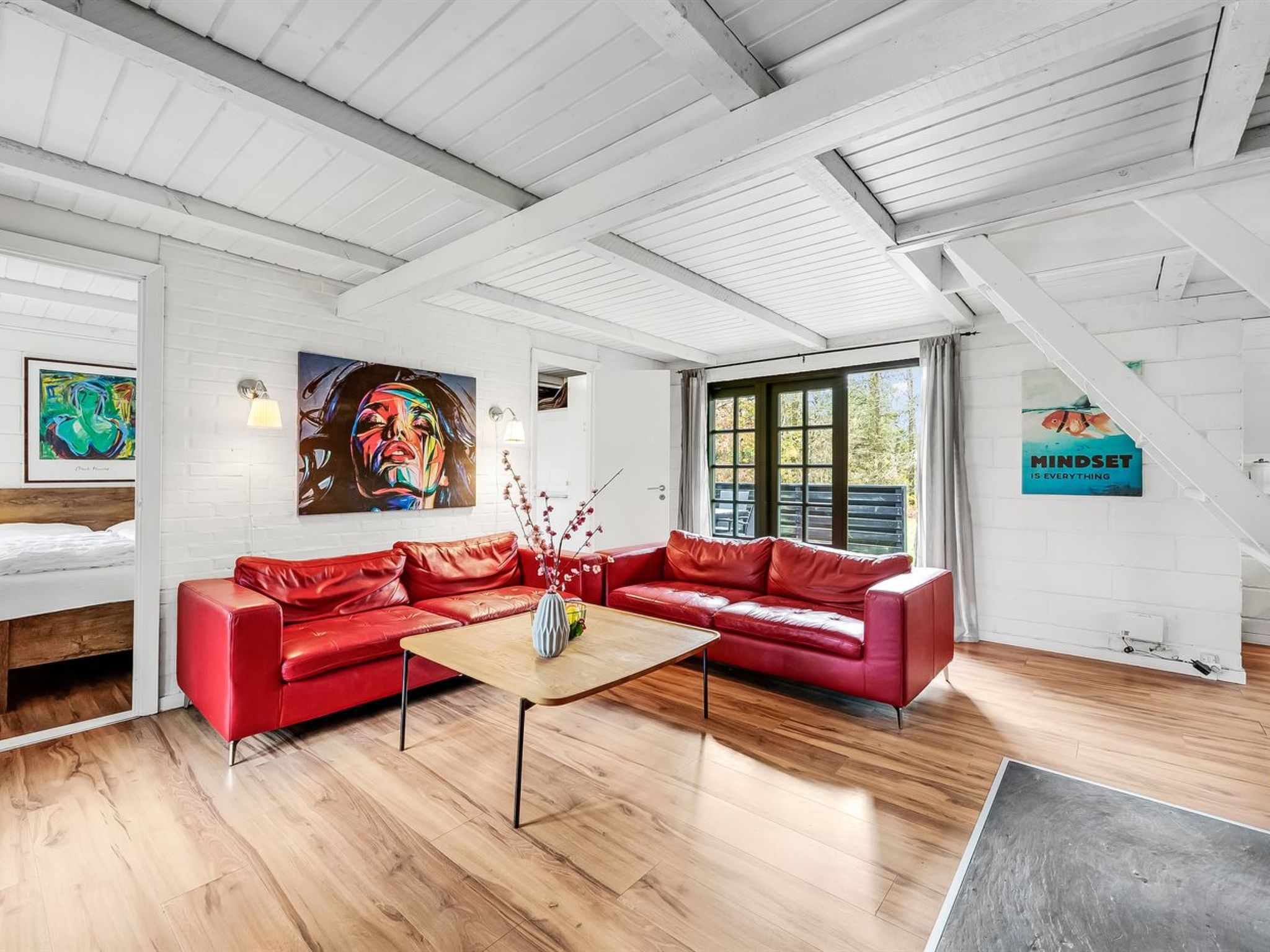 "Matilda" - 1.6km from the sea - Binnen