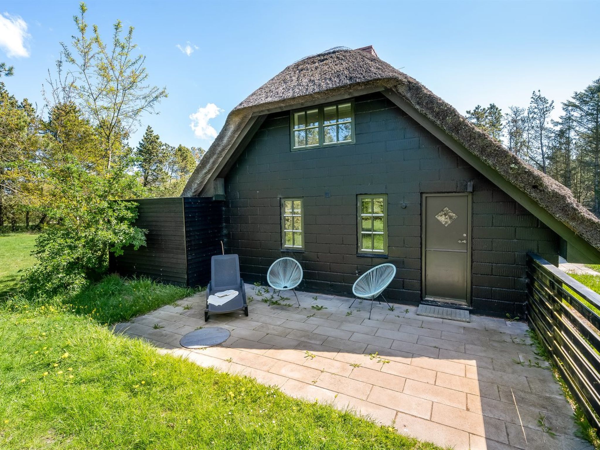 "Matilda" - 1.6km from the sea — Terrace (2 of 36)