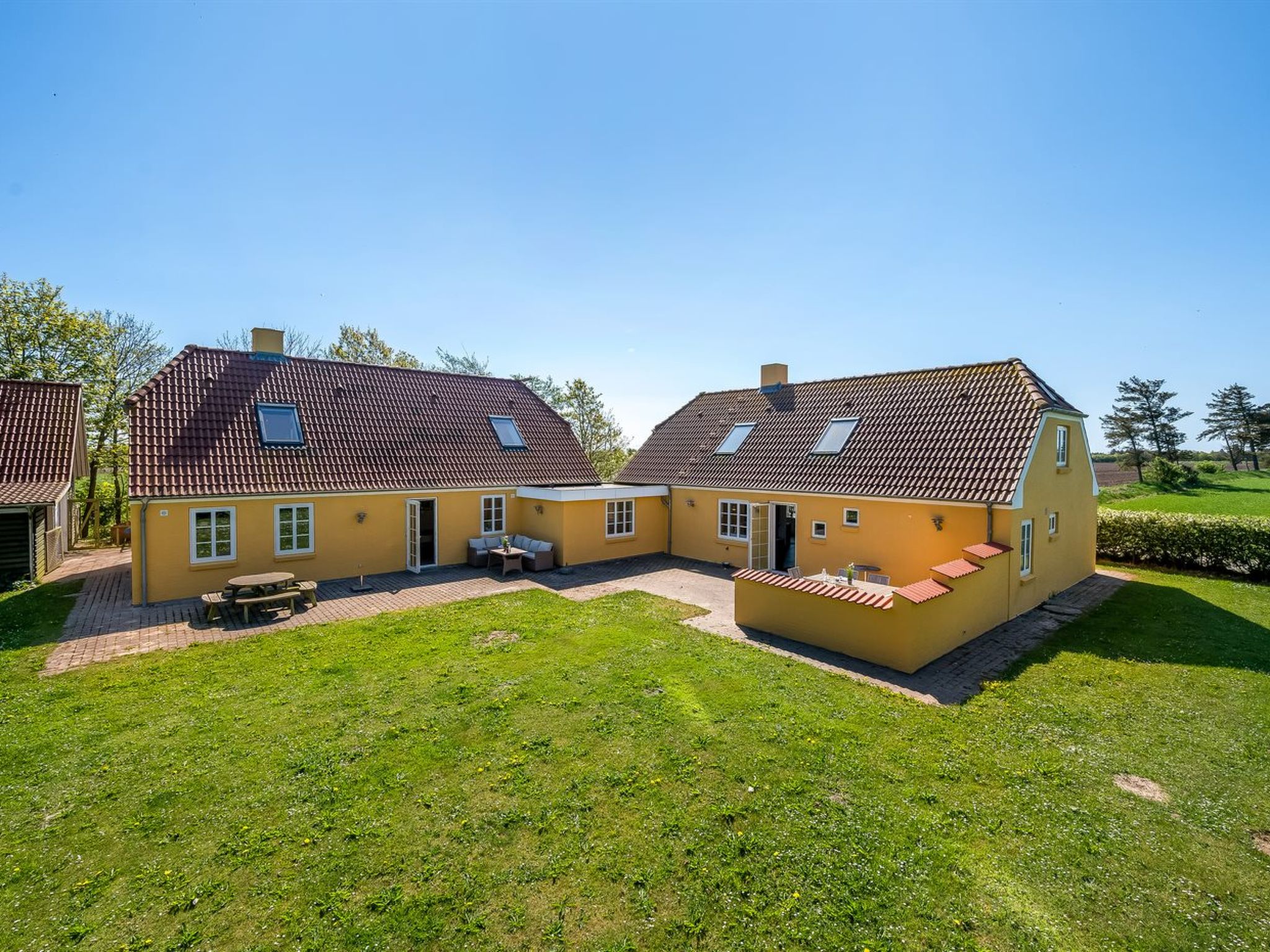 "Quirina" - 6km from the sea-Buiten