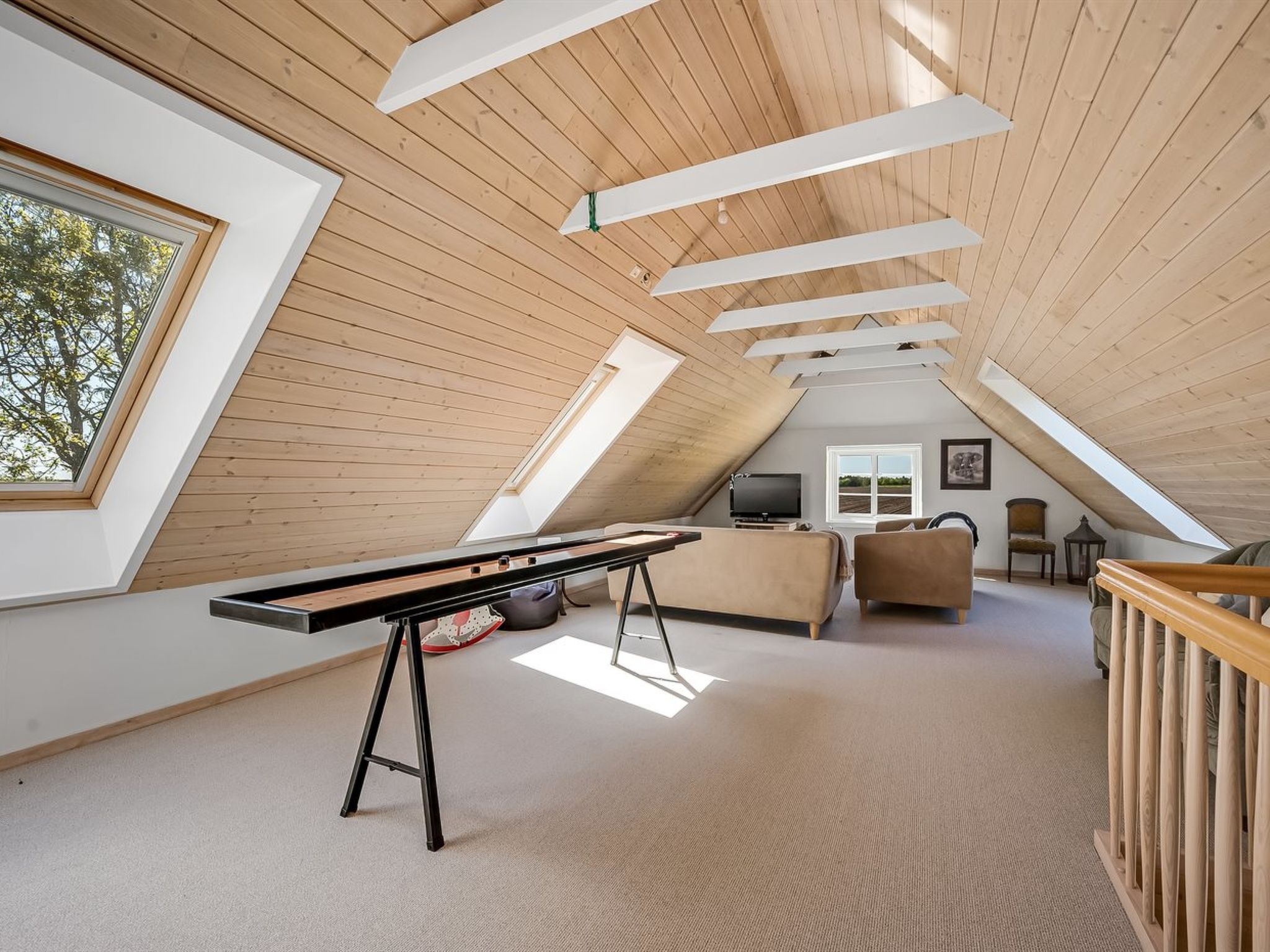 "Quirina" - 6km from the sea-Binnen