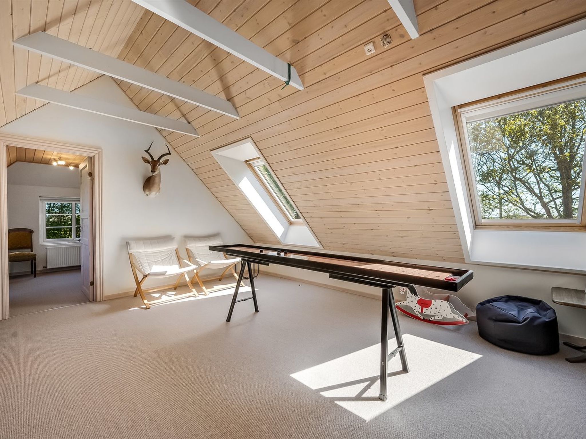 "Quirina" - 6km from the sea-Binnen