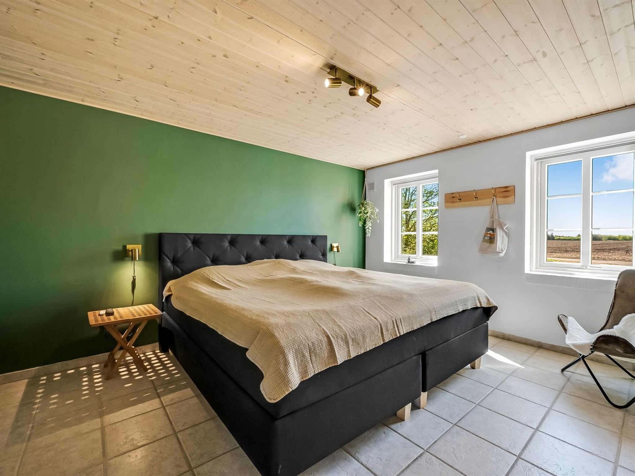"Quirina" - 6km from the sea-Binnen