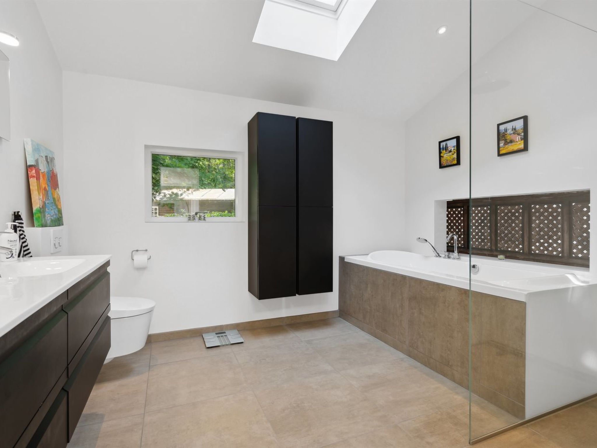 "Kennet" - 30m from the sea-Drinnen