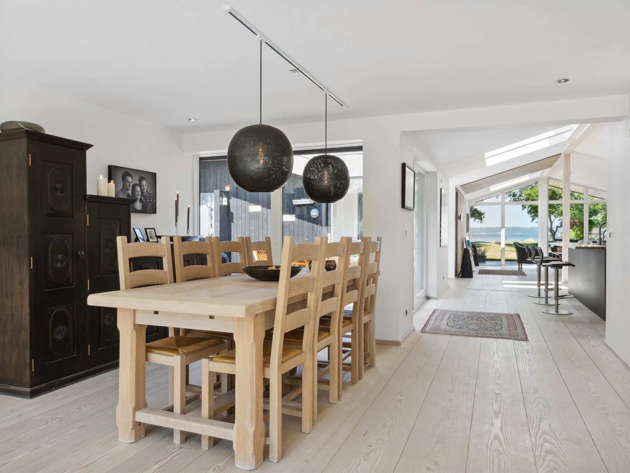 "Kennet" - 30m from the sea-Drinnen