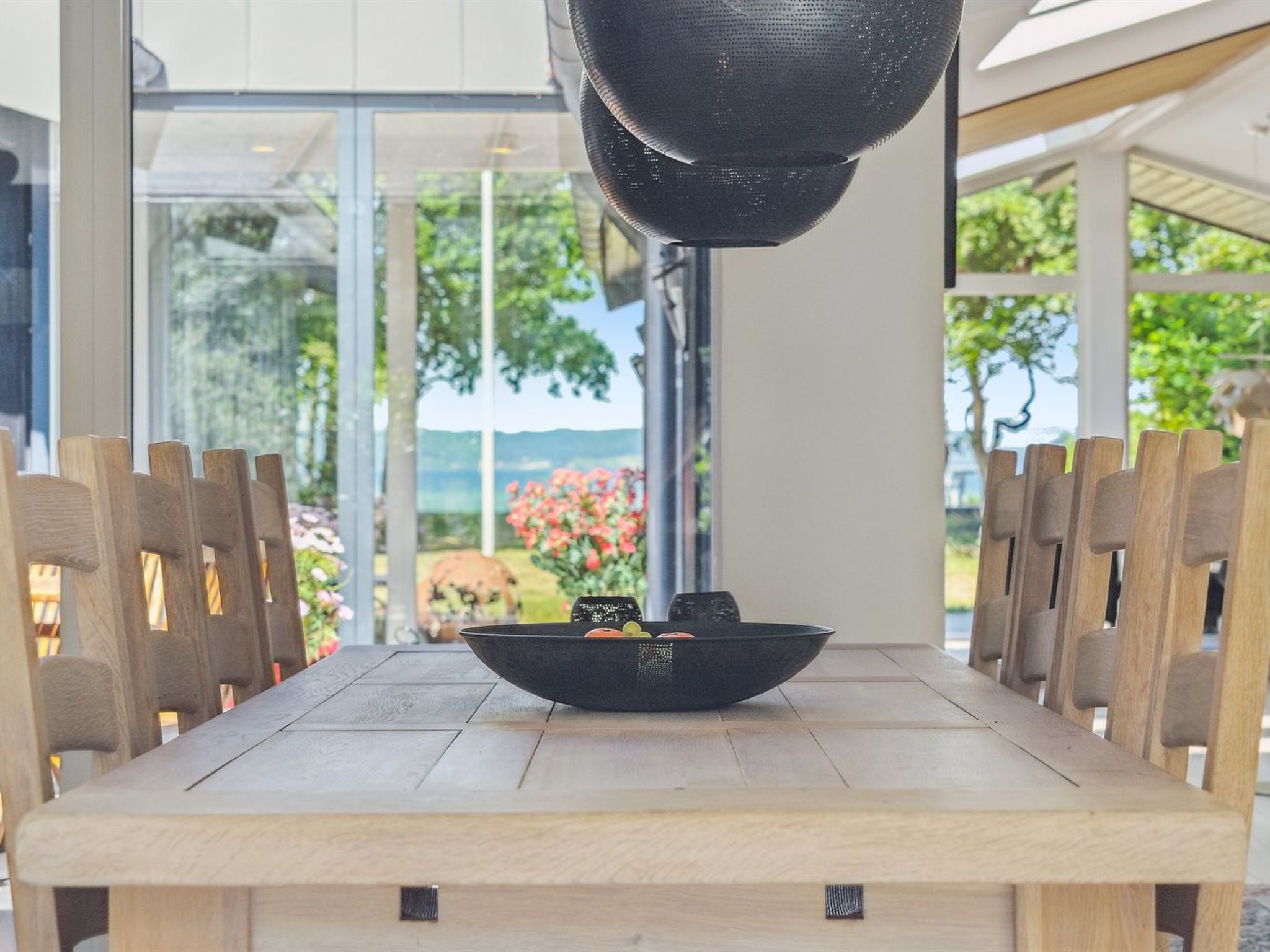 "Kennet" - 30m from the sea-Drinnen