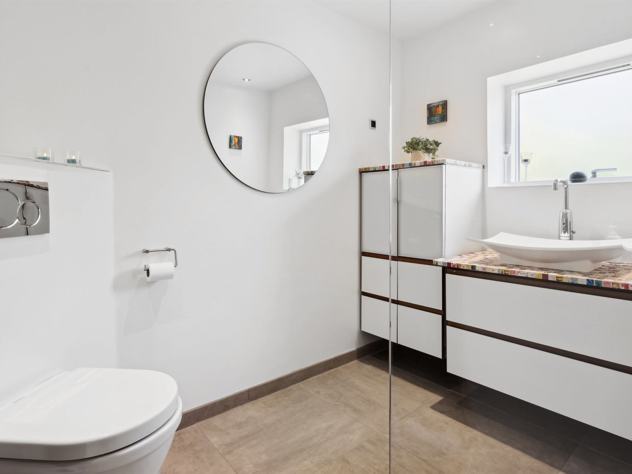 "Kennet" - 30m from the sea-Drinnen