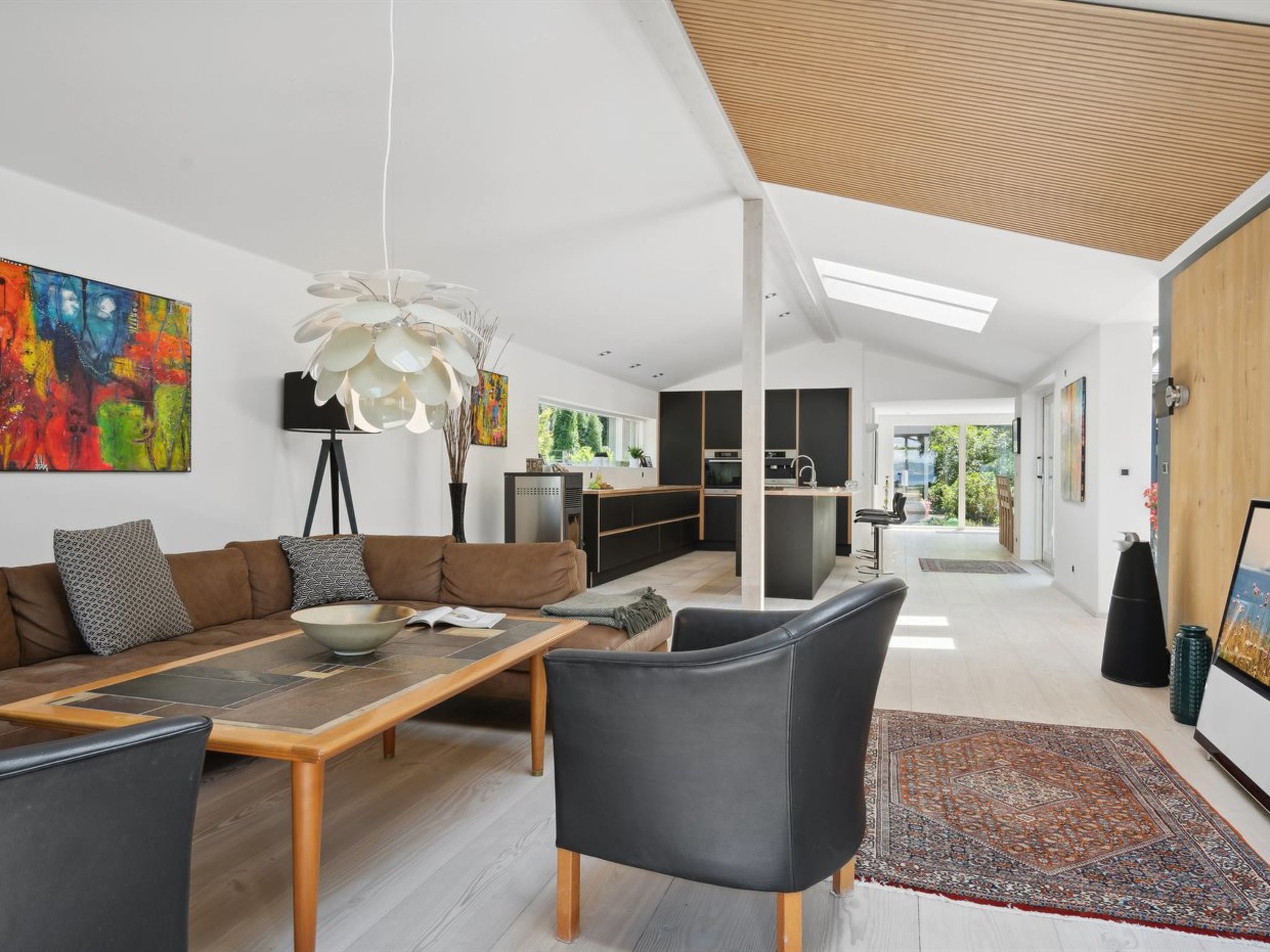 "Kennet" - 30m from the sea - Binnen