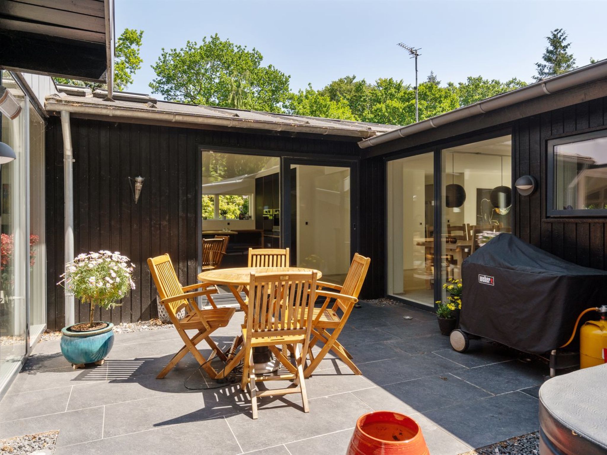 "Kennet" - 30m from the sea - Buiten