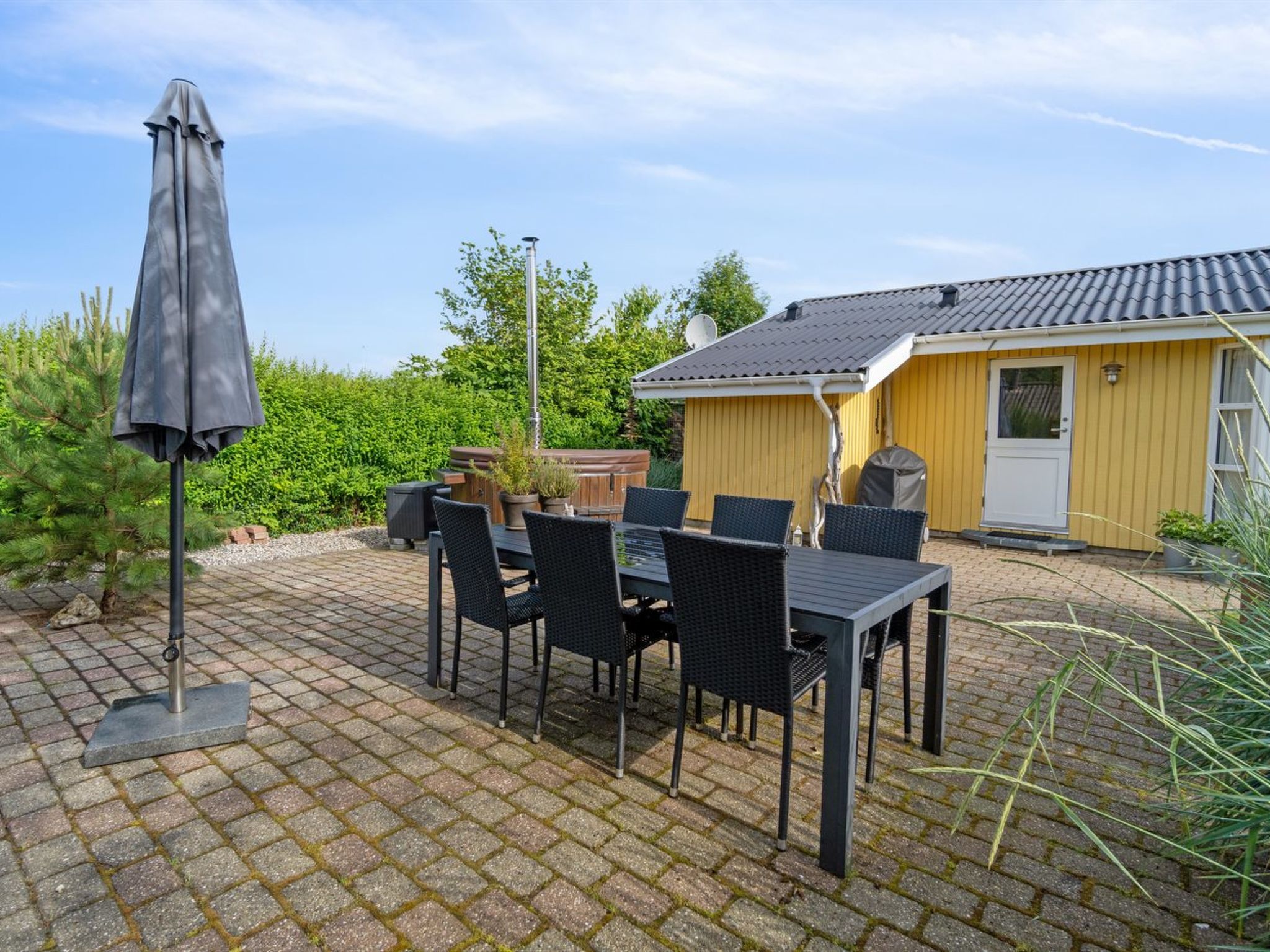 "Donar" - 80m from the sea - Buiten