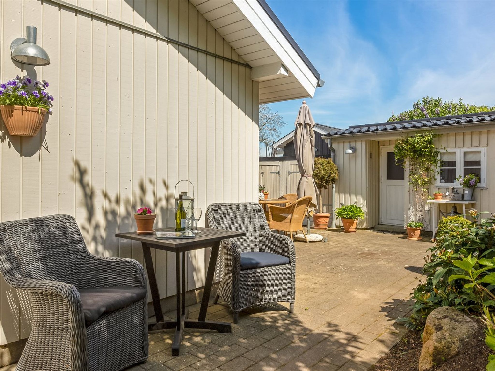 "Tini" - 50m to the fjord