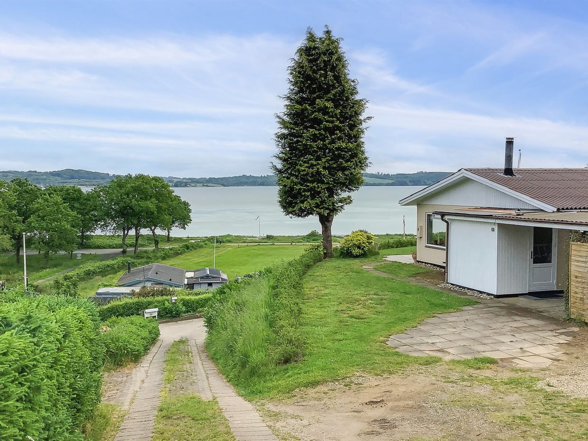 "Launo" - 150m to the fjord - Buiten