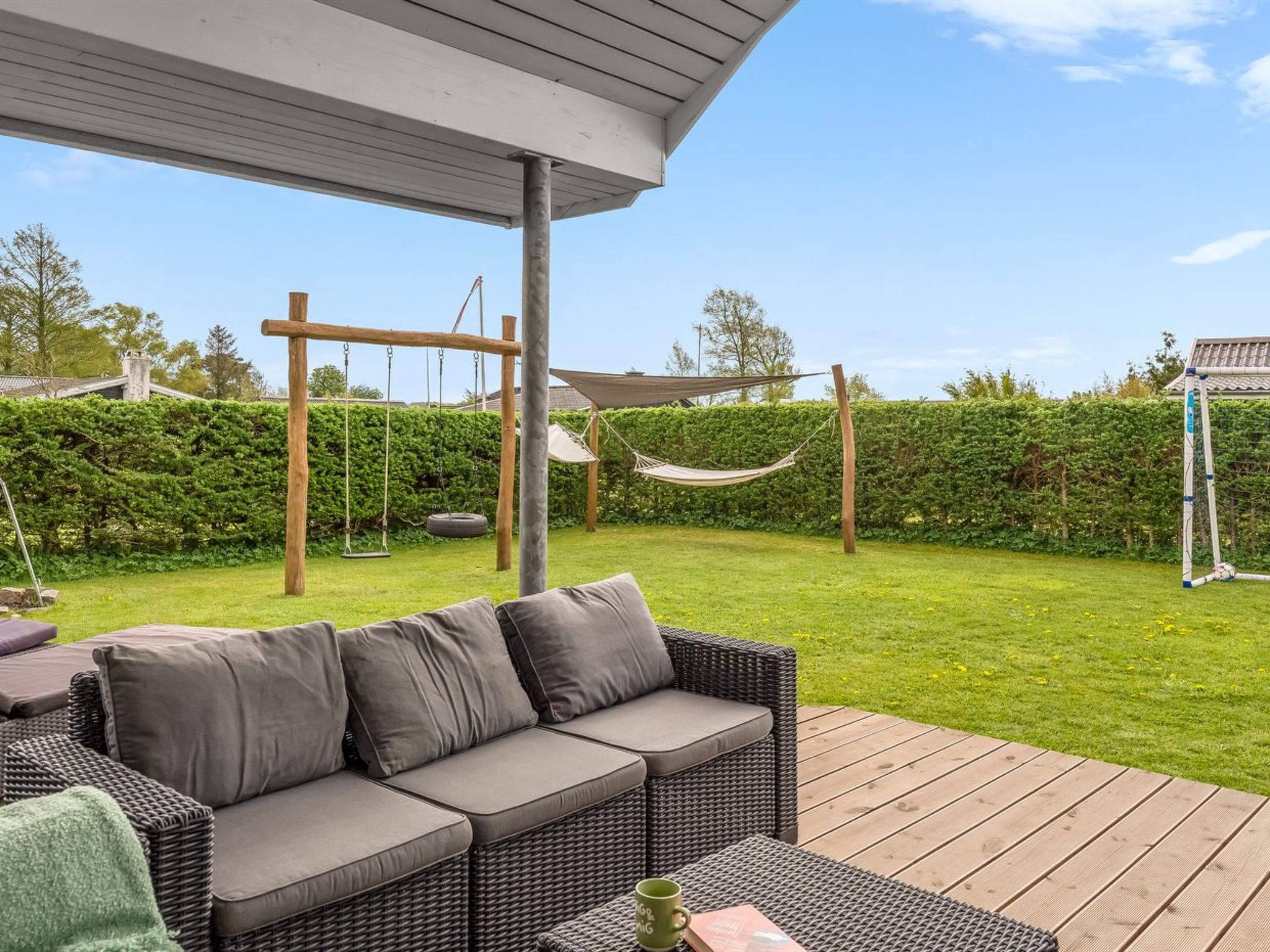 "Nine" - 200m from the sea - Buiten