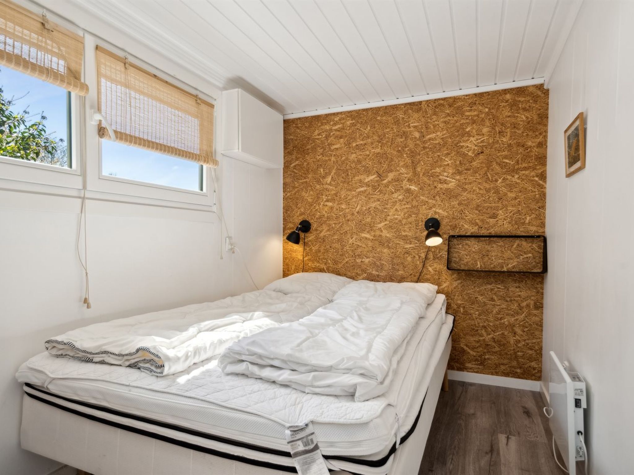 "Sölvy" - 300m from the sea - Binnen
