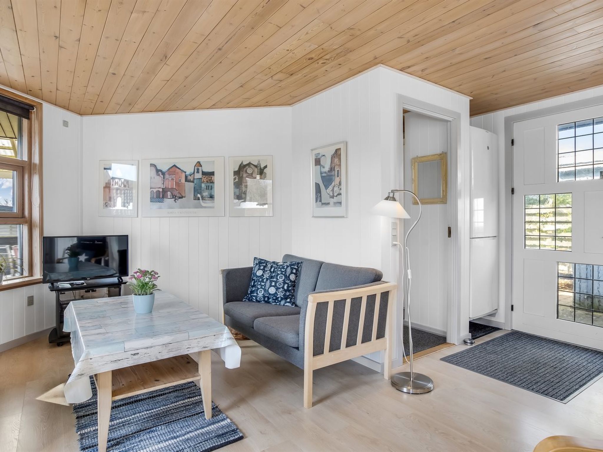 "Terttu" - 250m from the sea - Binnen