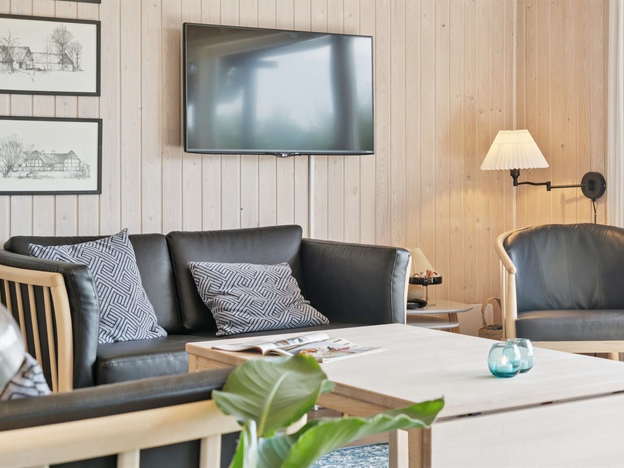 "Sighbiorn" - 150m to the fjord-Dedans