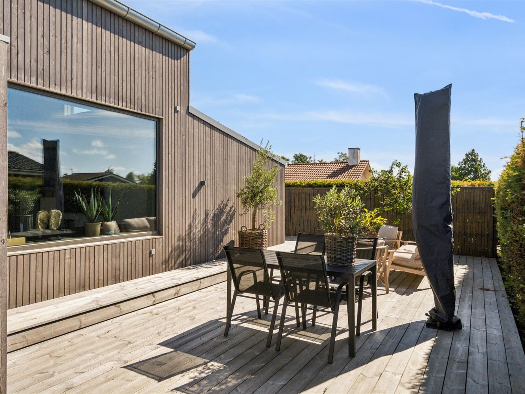 "Elvie" - 150m from the sea-Dehors