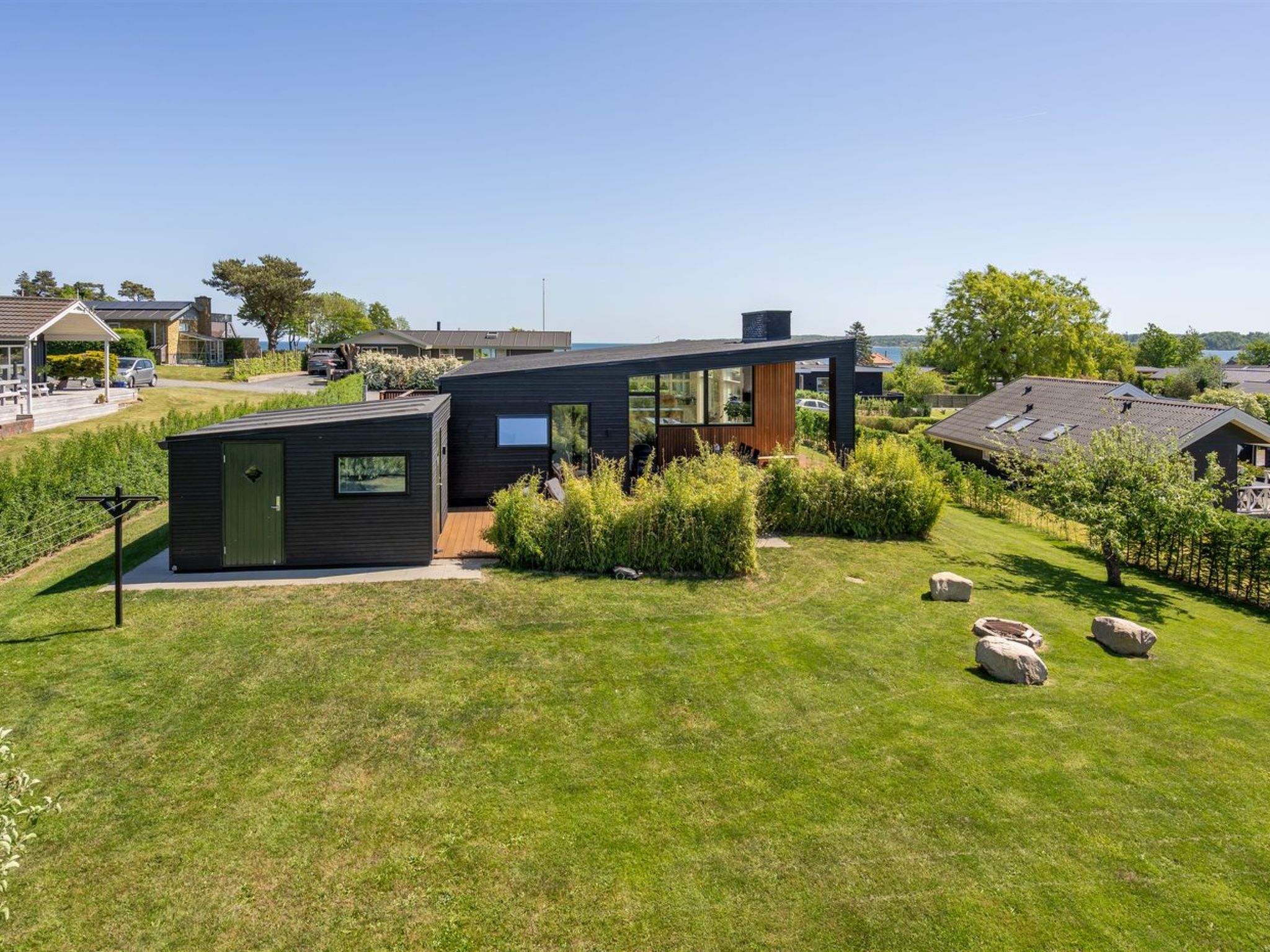 "Karitte" - 300m from the sea - Buiten