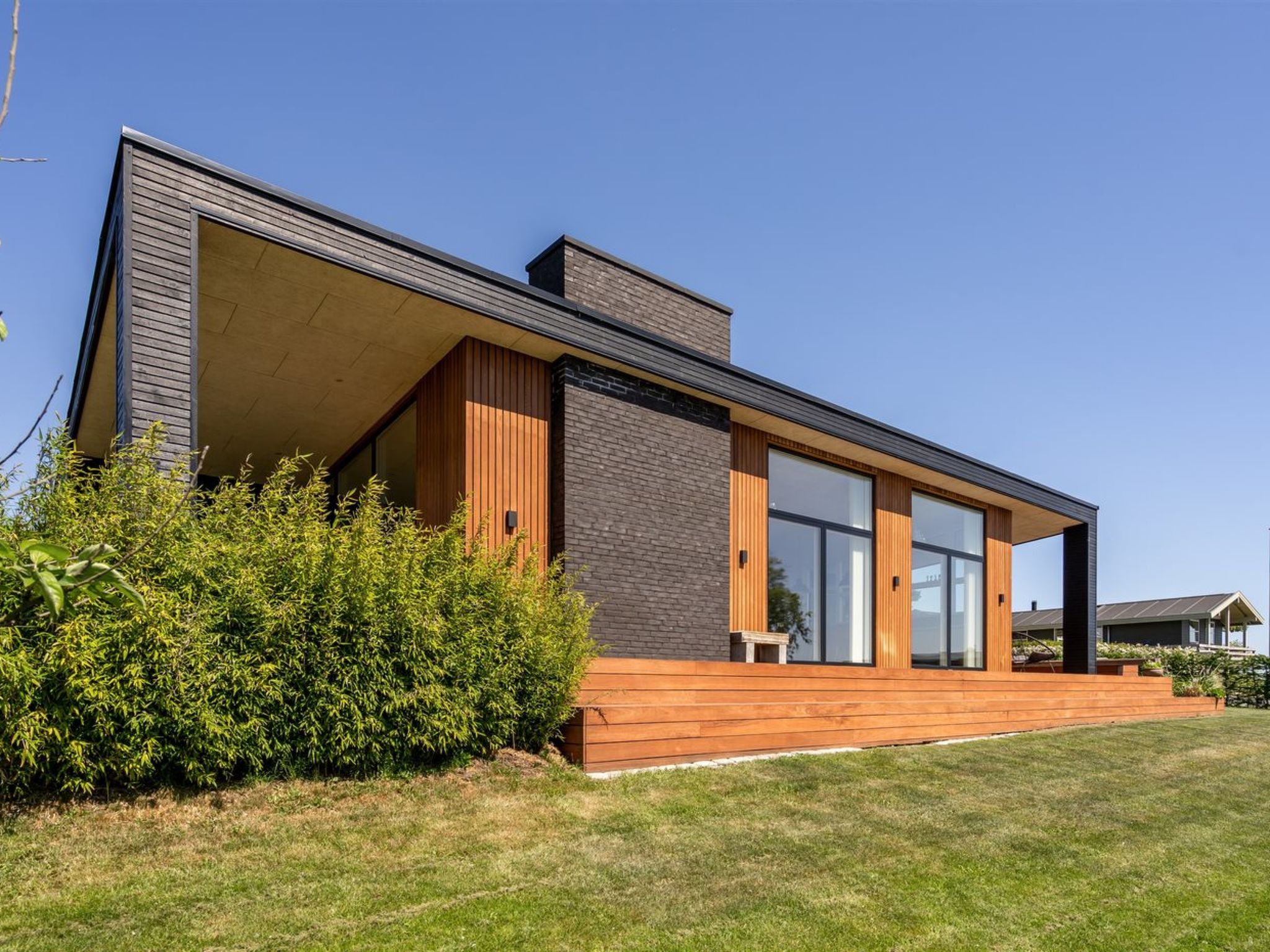 "Karitte" - 300m from the sea - Buiten