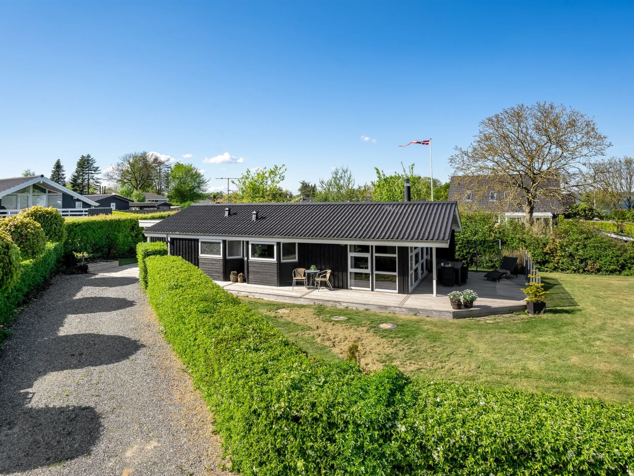 "Therkil" - 50m from the sea - Buiten