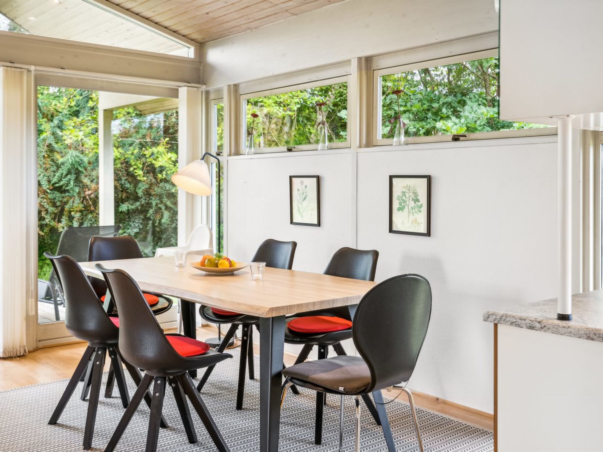 "Ilwith" - 400m from the sea-Binnen