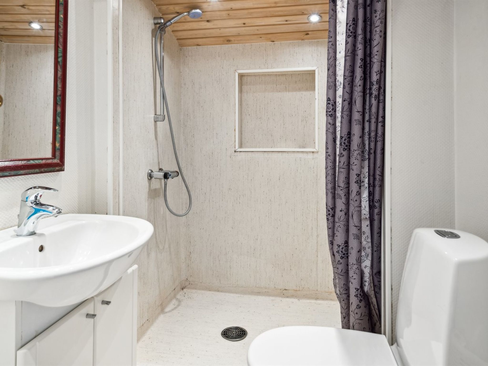 "Ilwith" - 400m from the sea-Binnen