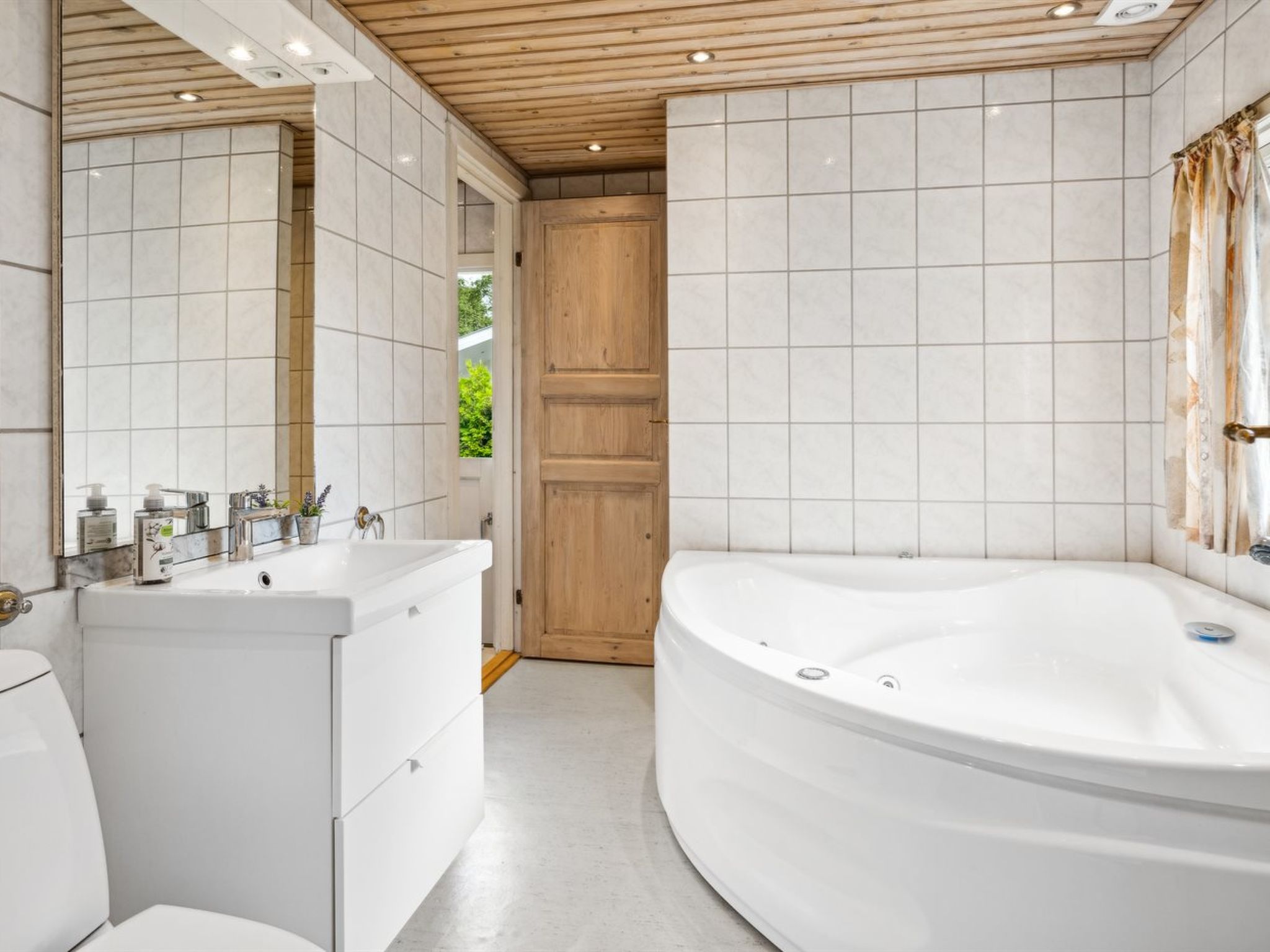 "Ilwith" - 400m from the sea - Binnen