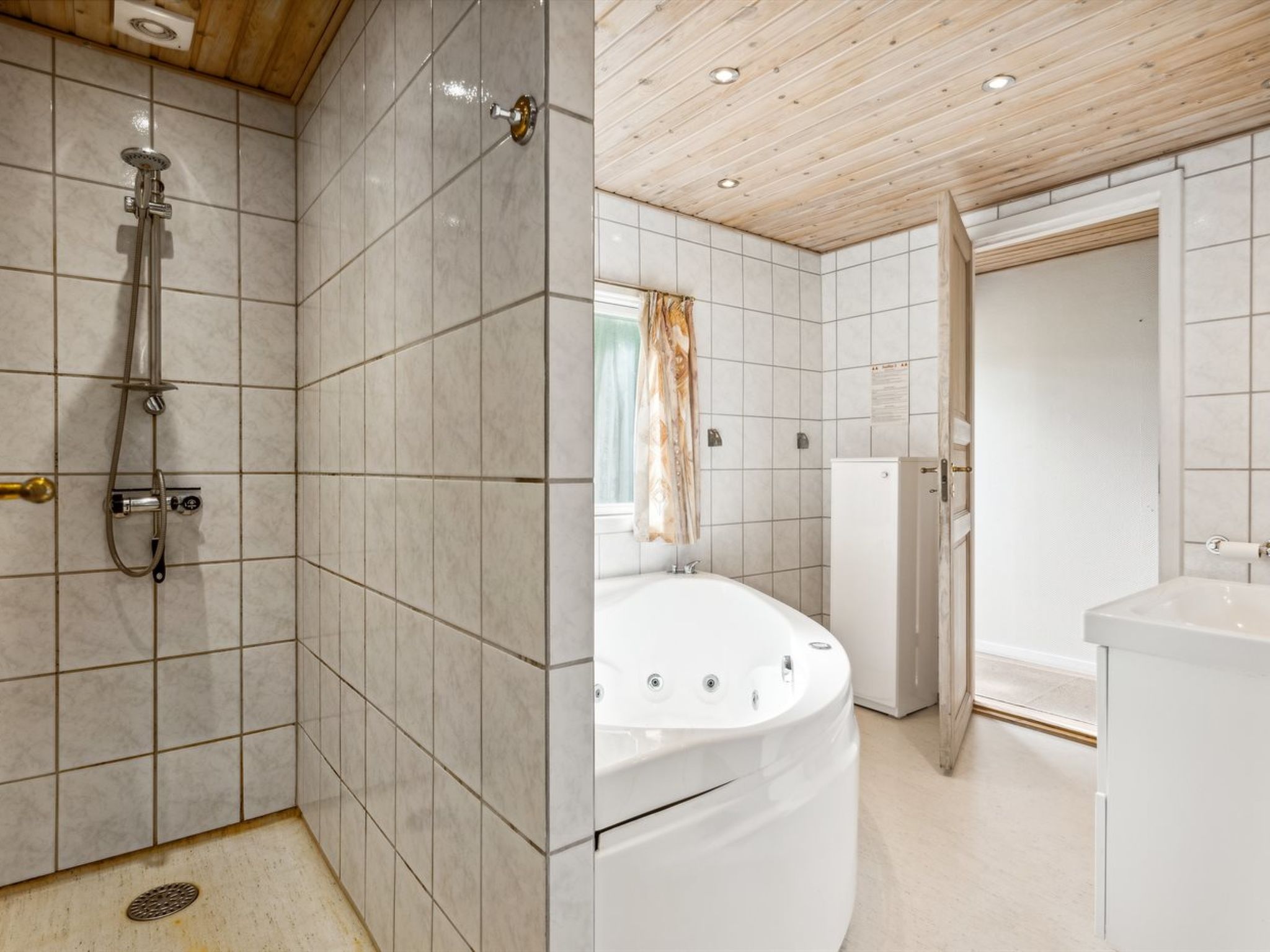"Ilwith" - 400m from the sea - Binnen