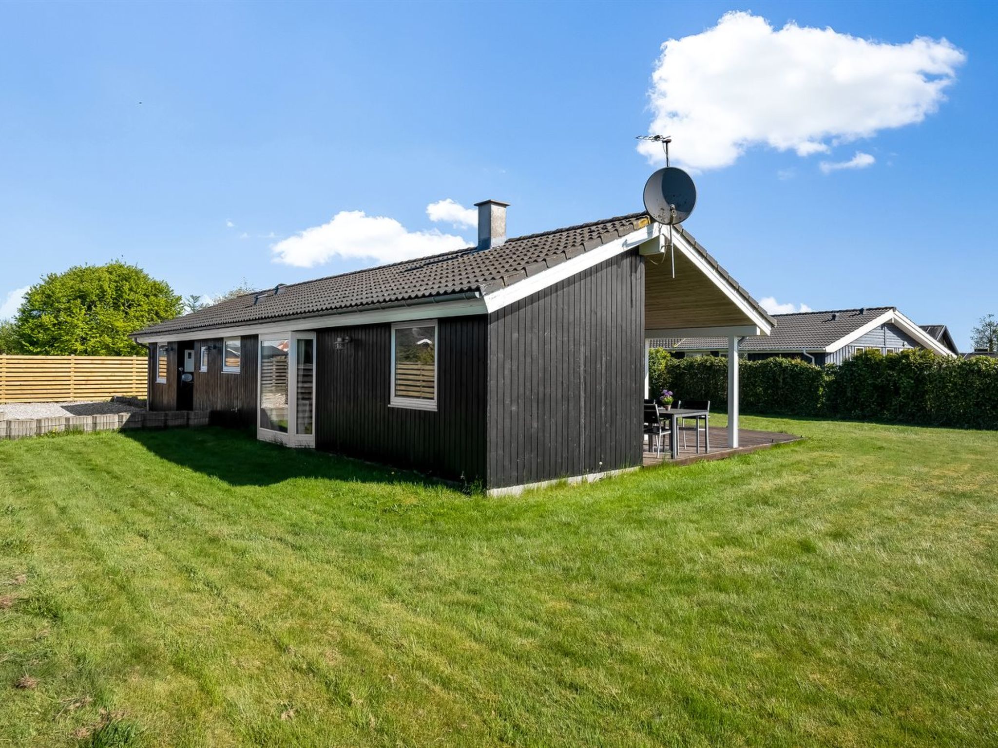 "Loki" - 200m from the sea - Draußen