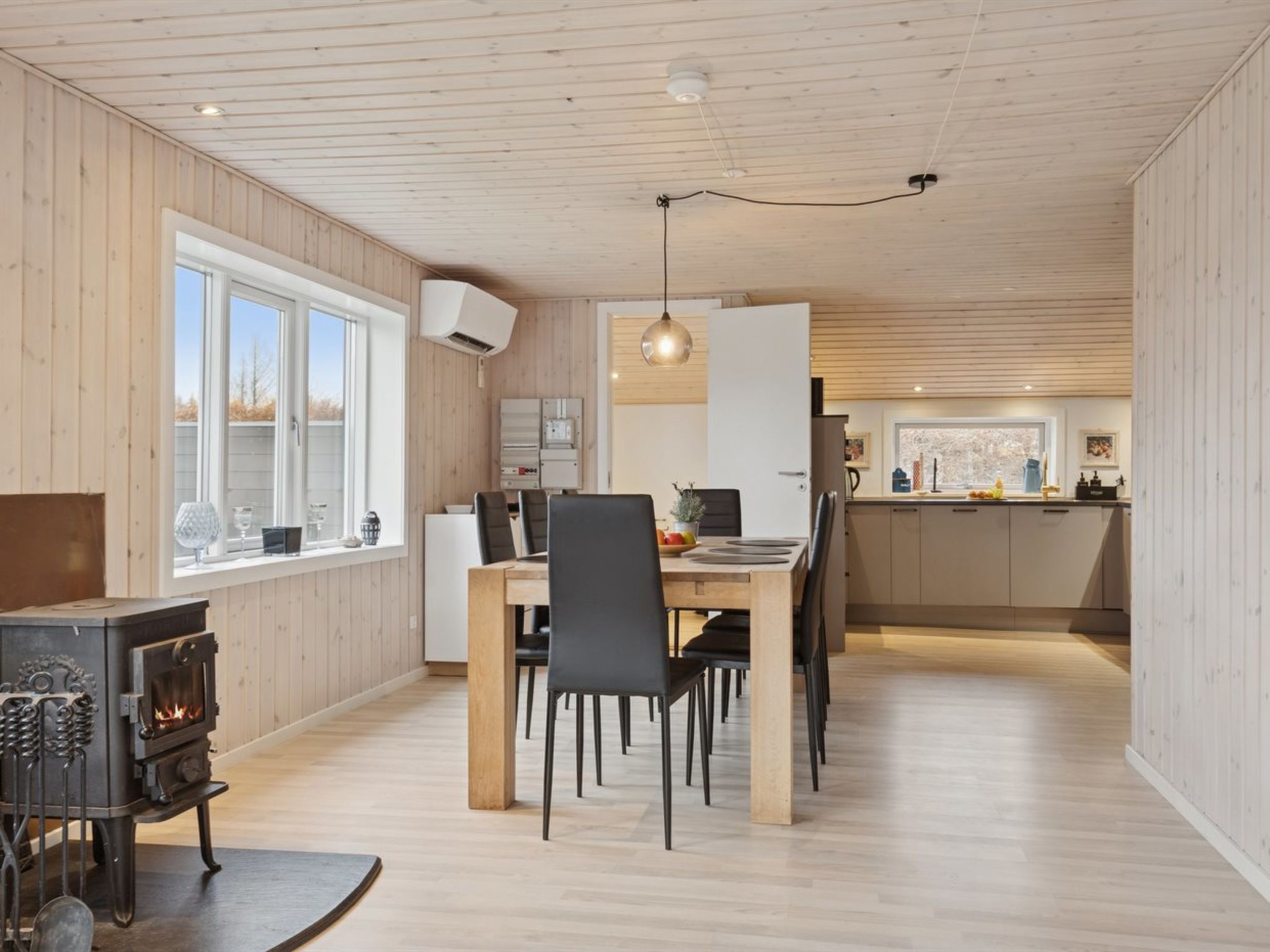 "Ejler" - 275m from the sea - Inside