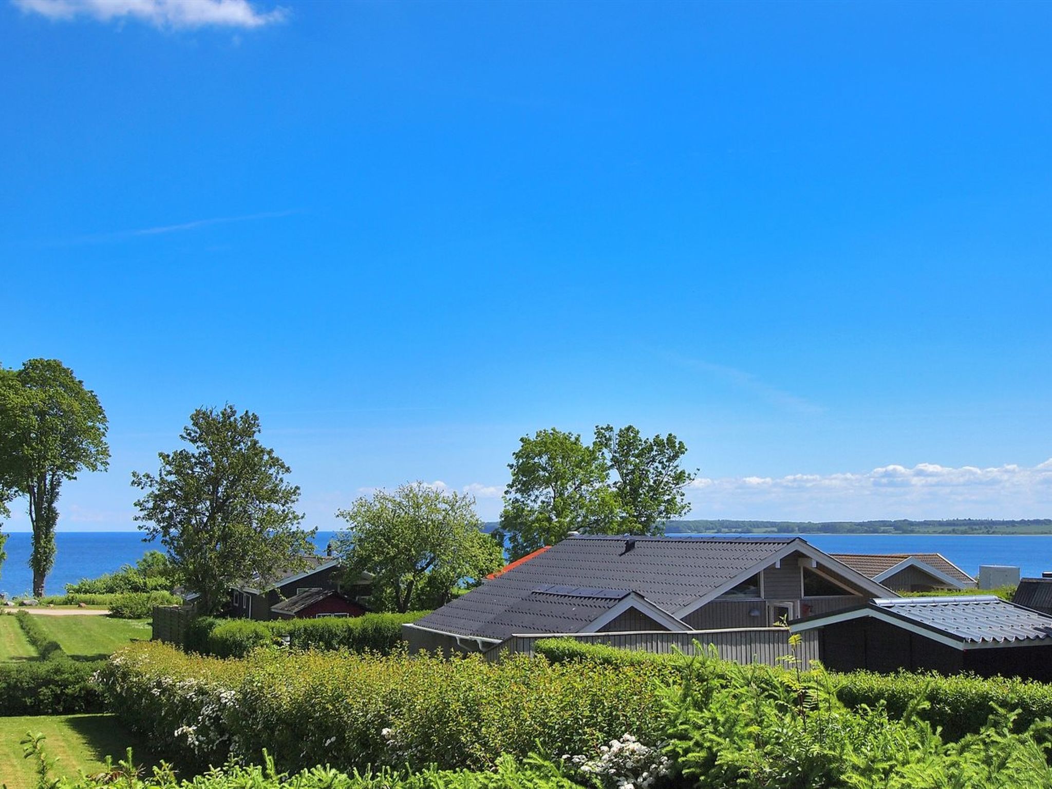 "Giselle" - 150m from the sea - Buiten
