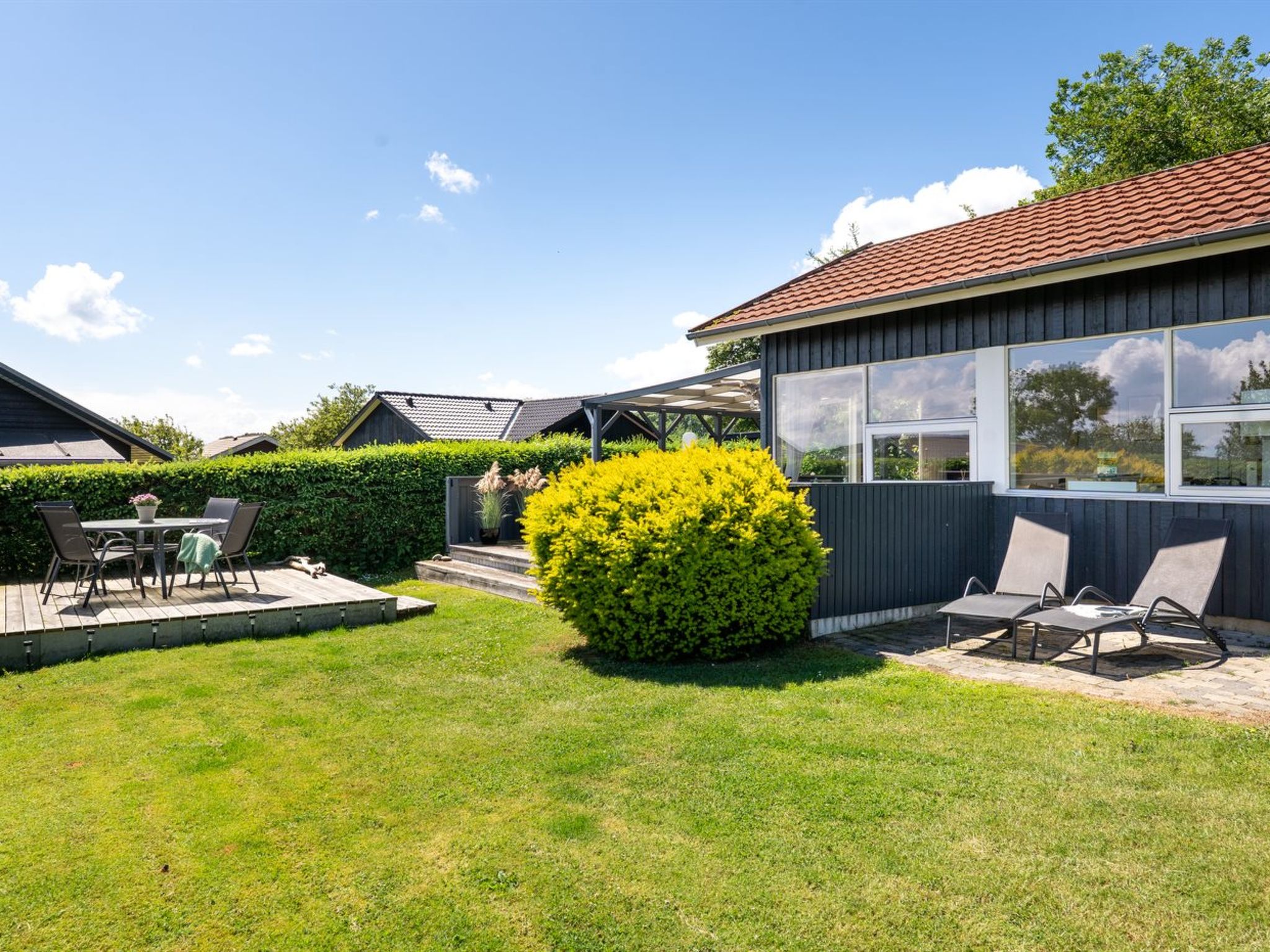 "Giselle" - 150m from the sea - Buiten