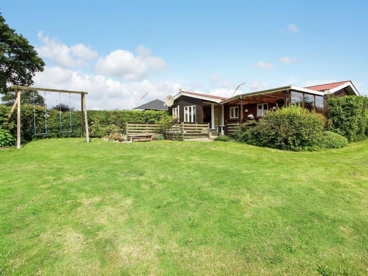 Search and Stay destination Horsens, Denmark from . "Lillebror" - 200m from the sea in SE Jutland