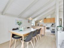 "Ullakarin" - 350m from the sea