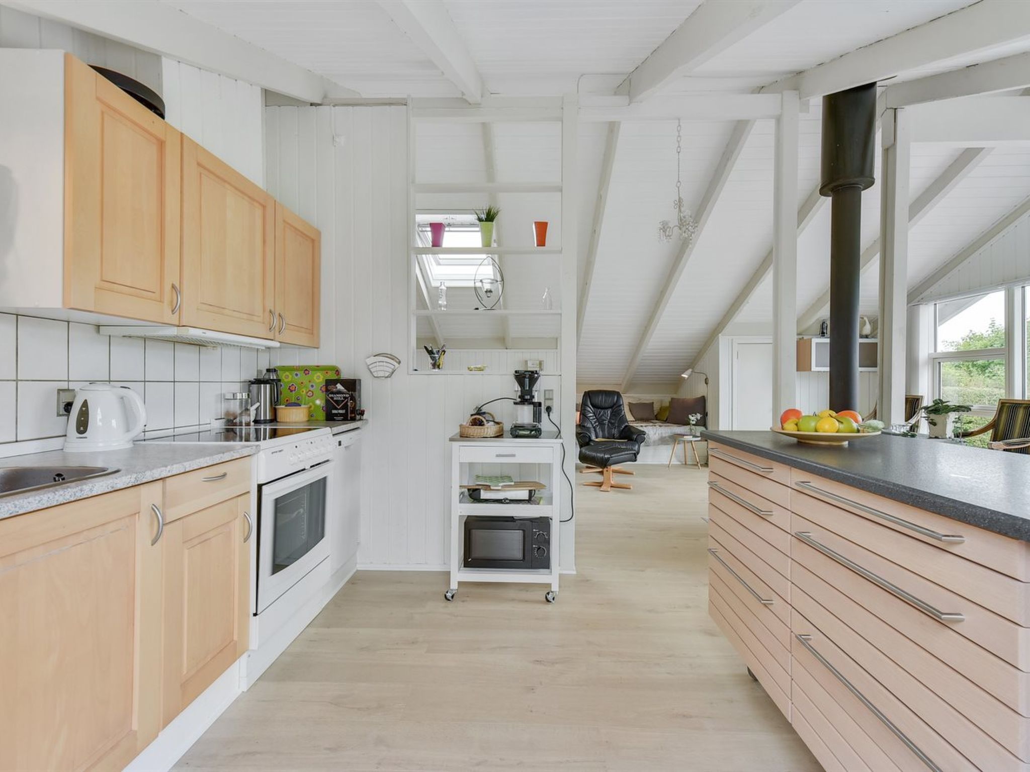 "Ullakarin" - 350m from the sea - Dedans