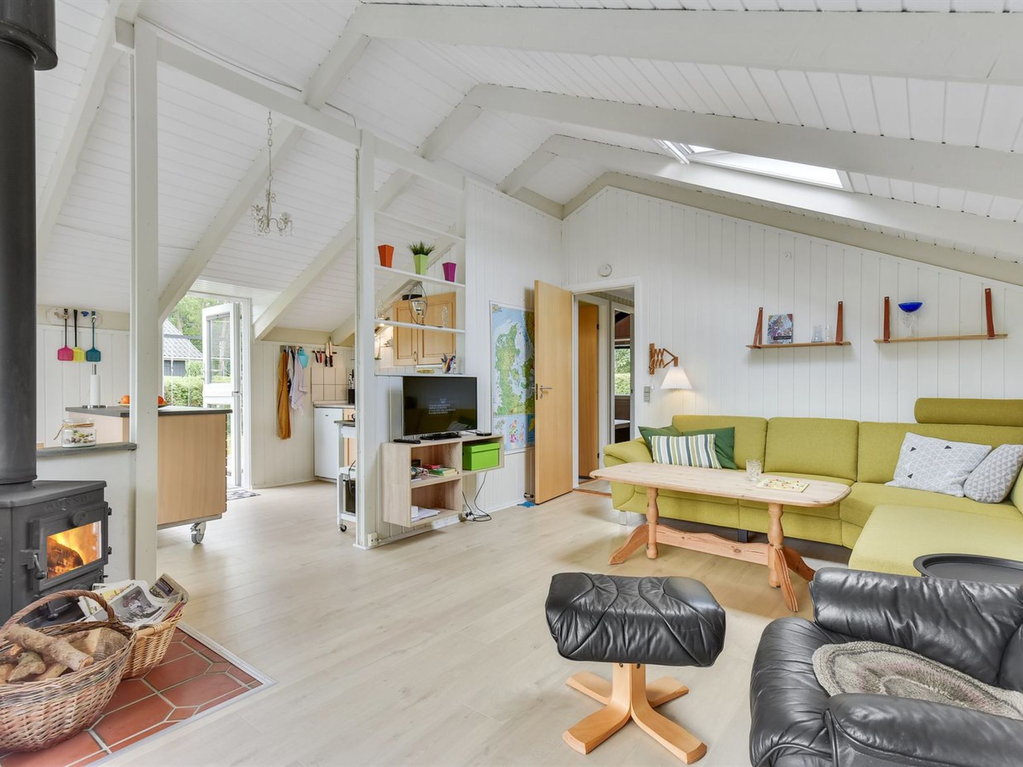 "Ullakarin" - 350m from the sea-Dedans