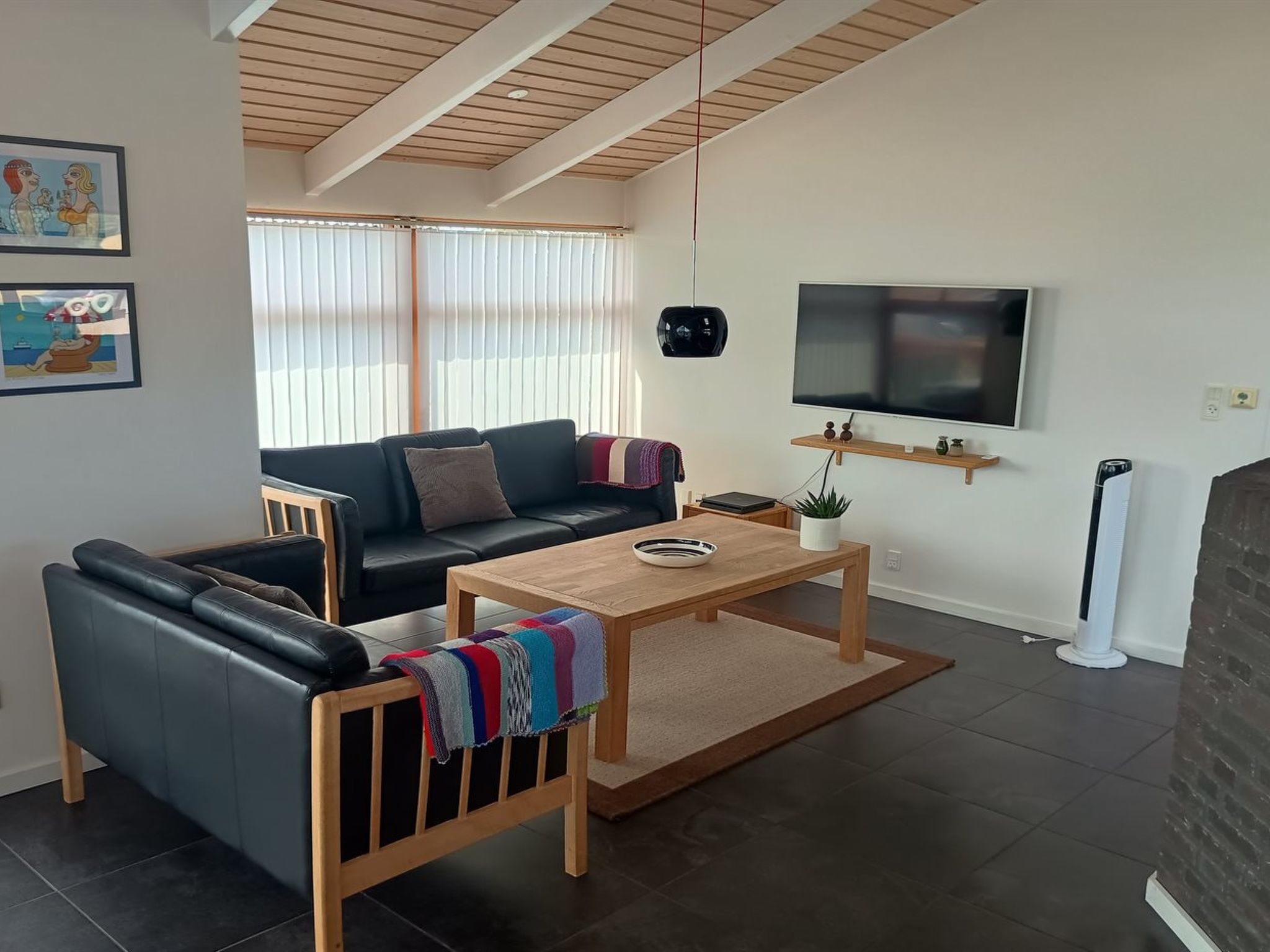 "Anniken" - 250m from the sea-Drinnen