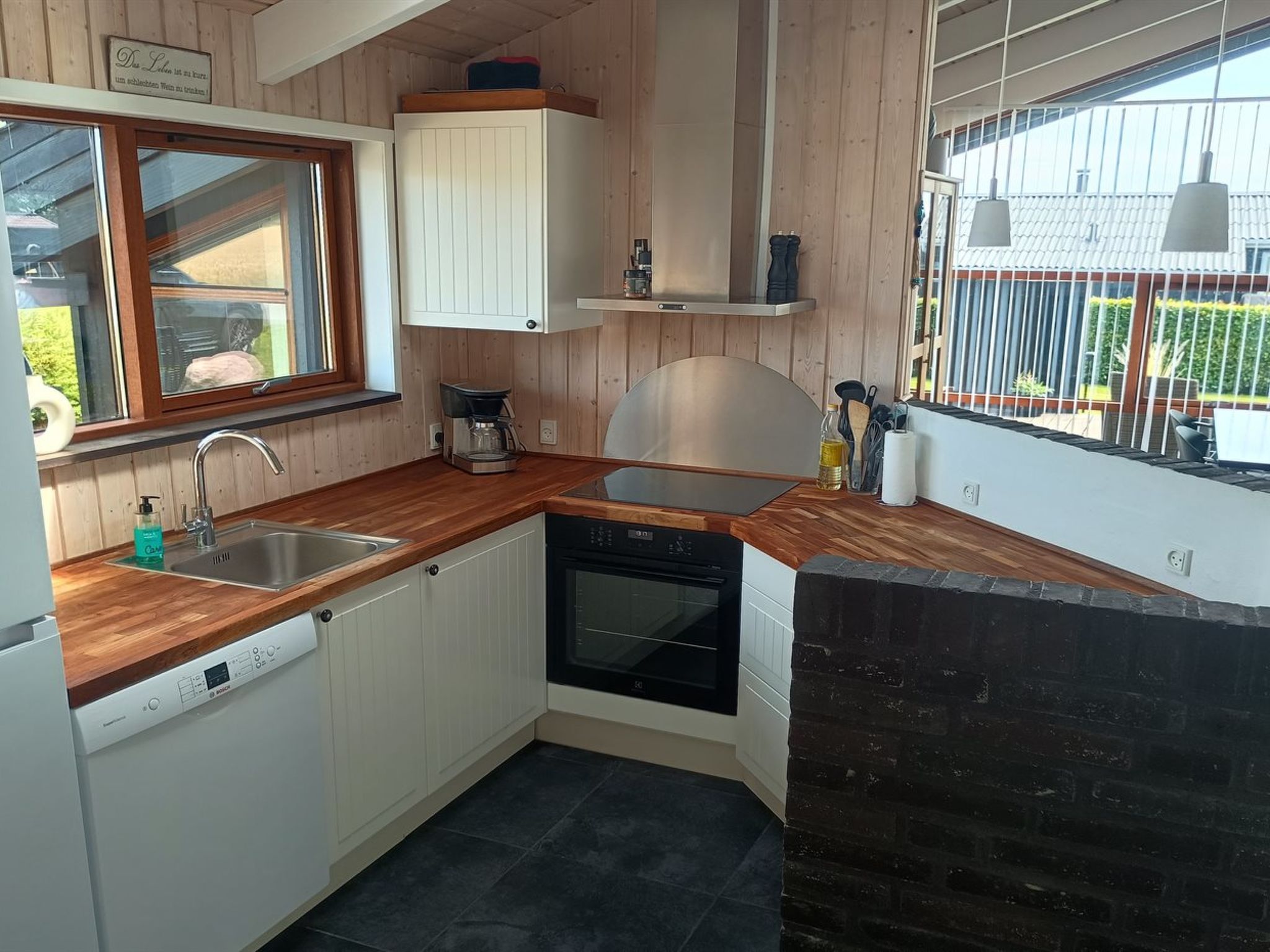 "Anniken" - 250m from the sea-Drinnen