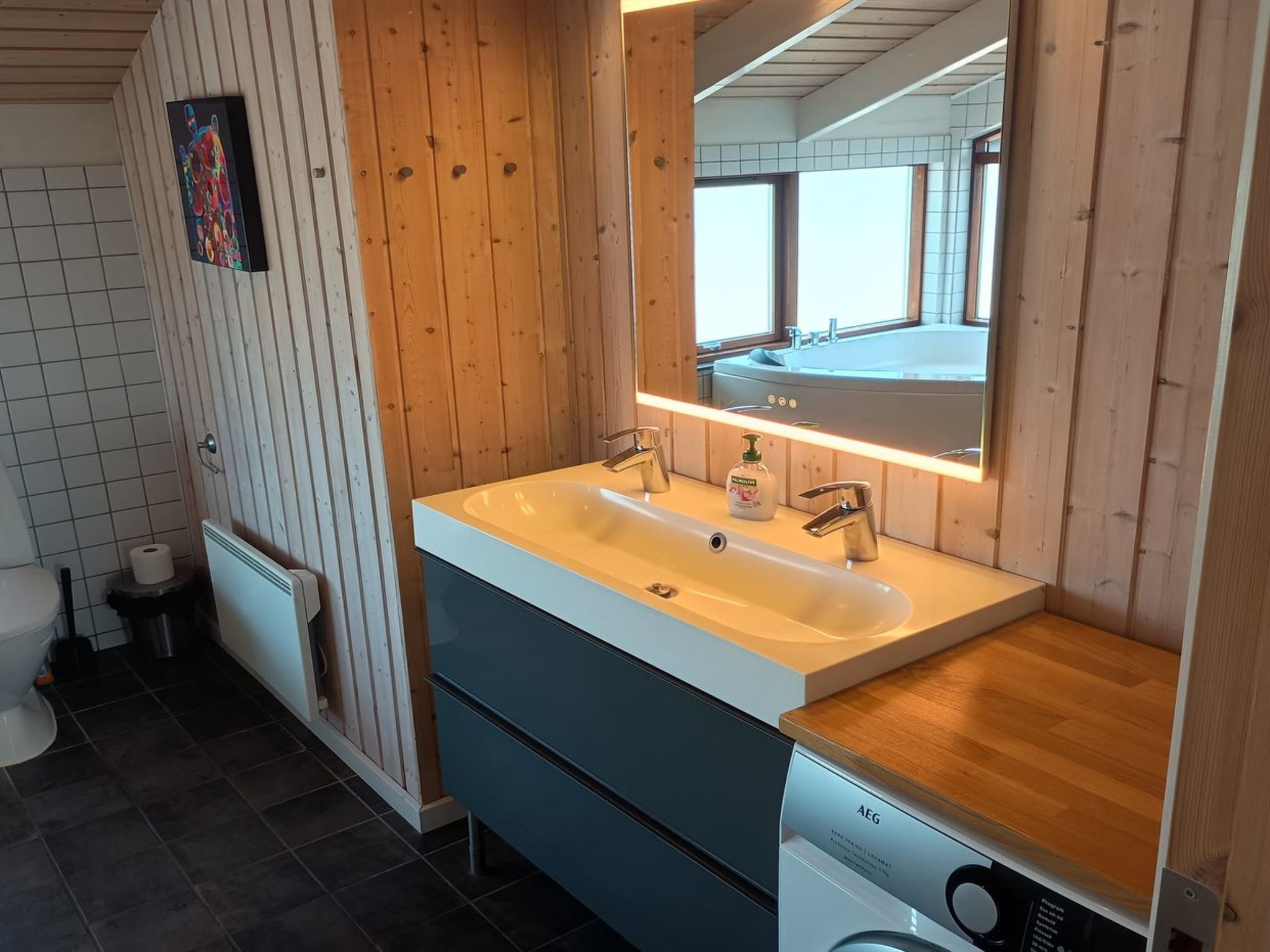 "Anniken" - 250m from the sea-Drinnen