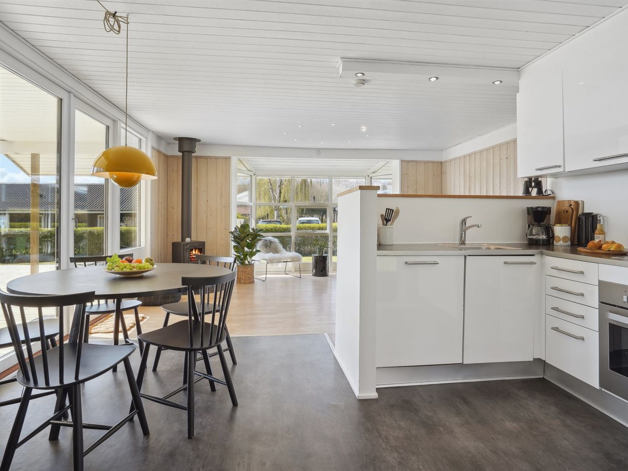 "Arnetta" - 150m from the sea - Inside