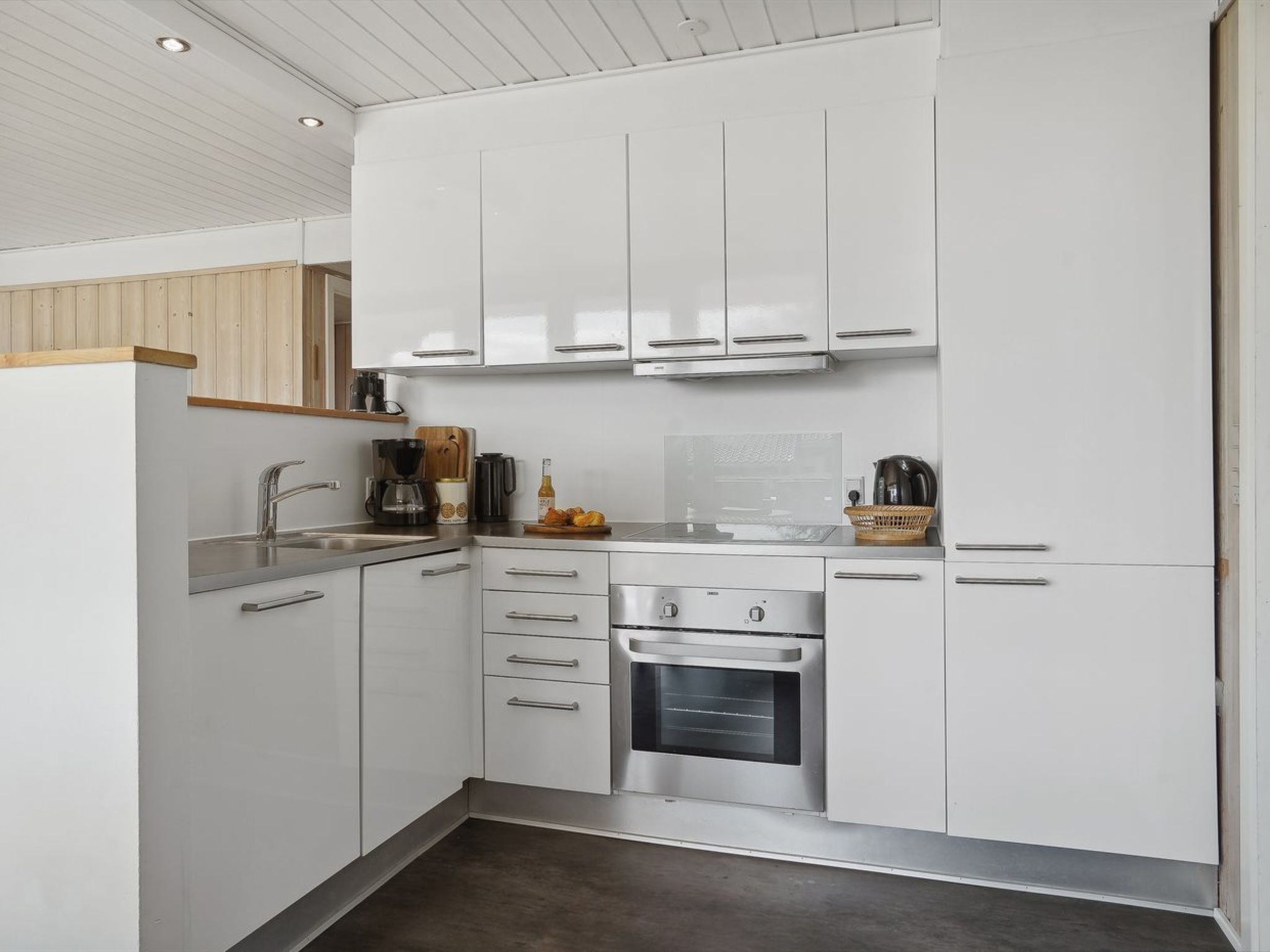 "Arnetta" - 150m from the sea-Drinnen